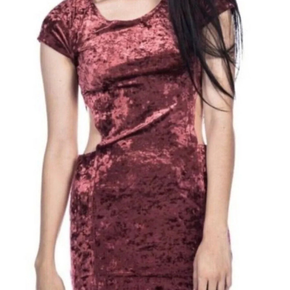 Somedays Lovin Revolve New Women’s XS Berry Velvet Side Waist Cutout Mini Dress - Picture 8 of 9